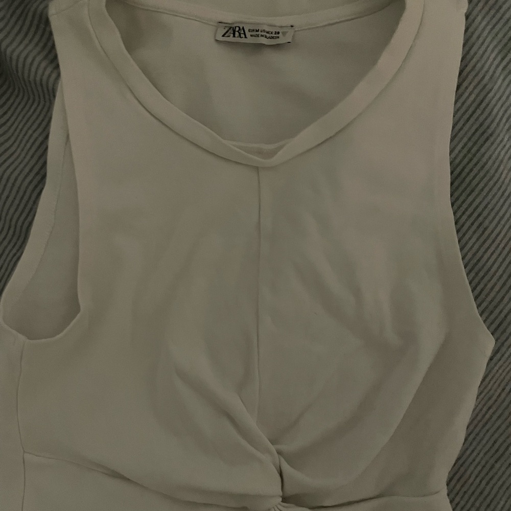 zara crop top